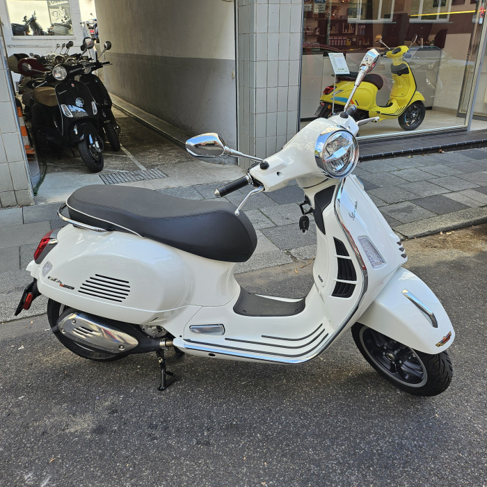 GTS 300 Super Keyless  Tageszulassung FP 6.200 €